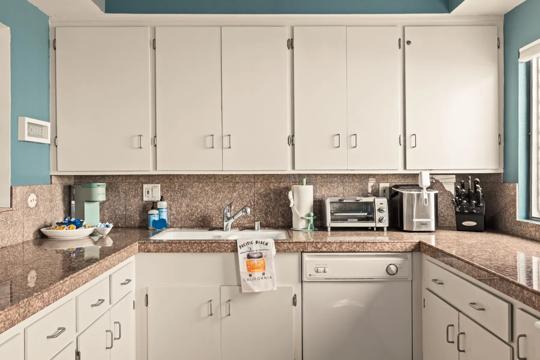 35c20a3e 28f7 4a38 a66d db38e4456ad6