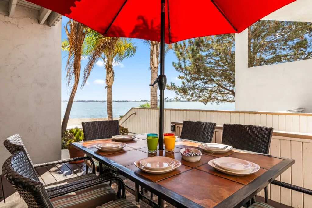 464ef463 1bae 45ed bf56 6419d0836973