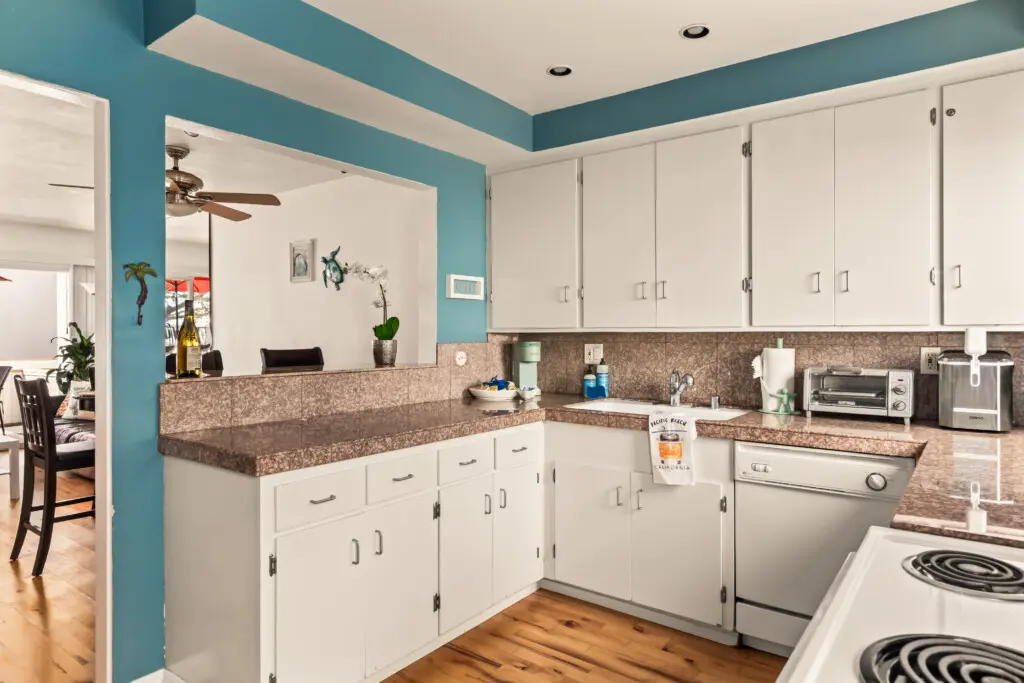 4ecc5e67 c7a2 4332 a3c5 20f88ce5a9d1