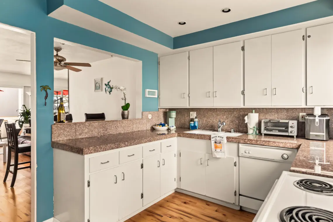 4ecc5e67 c7a2 4332 a3c5 20f88ce5a9d1