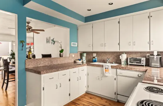 4ecc5e67 c7a2 4332 a3c5 20f88ce5a9d1