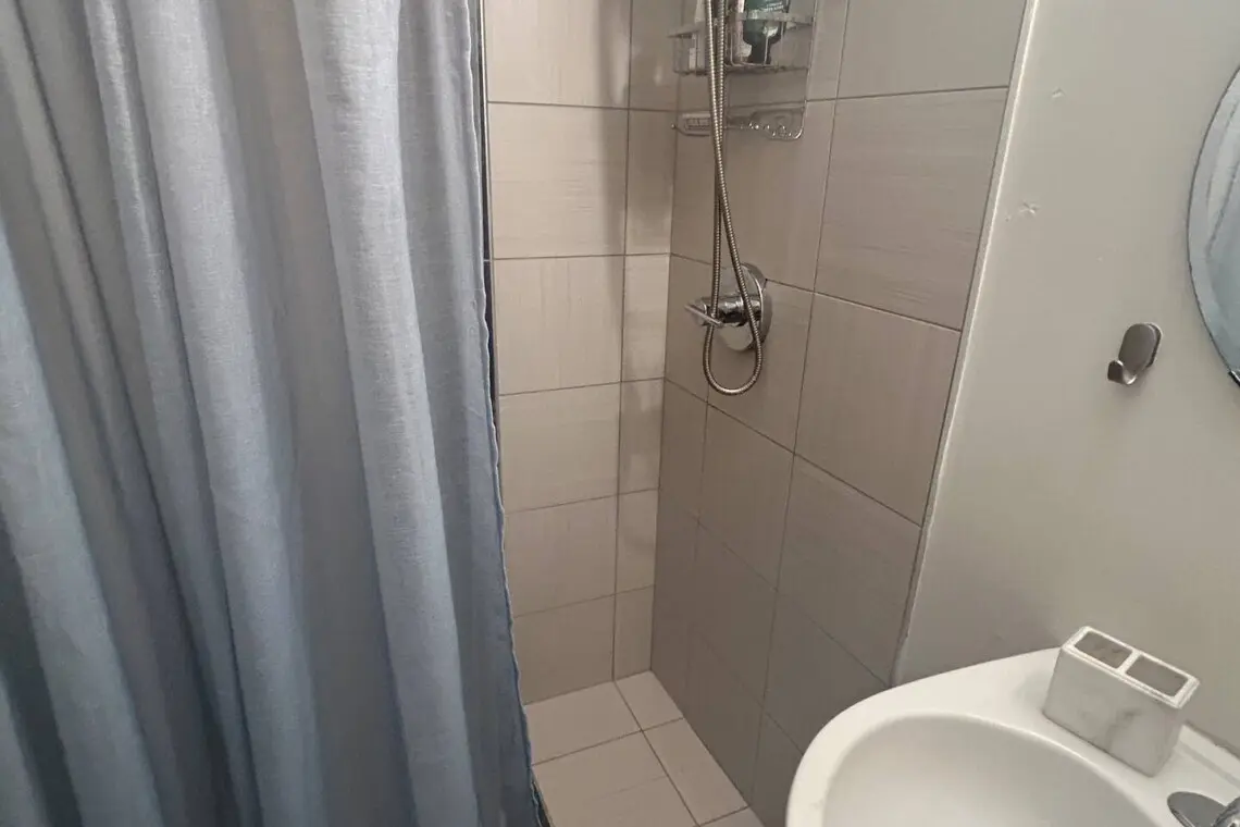 851b8637 ef06 45ce b3d5 2d7818e82ff9