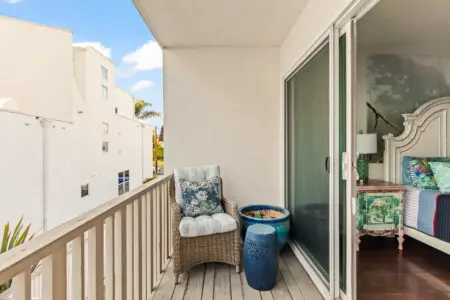 b0b7aa25 e505 4739 a939 51a2ec22f711