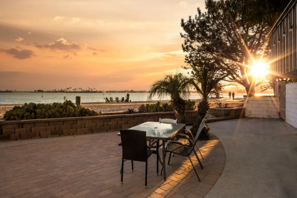 b12034b0 bcf8 47da a281 ae3329345cdf