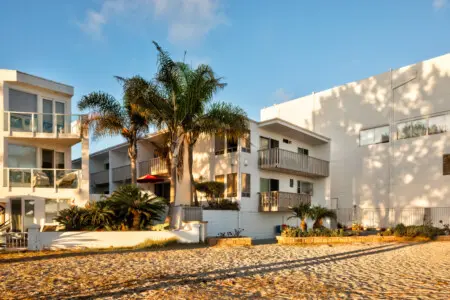 c54ed822 4977 47f8 8367 44271b9032ba