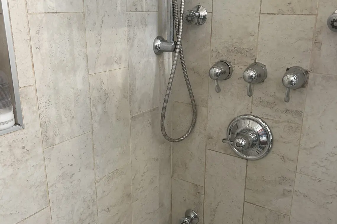 c7ff927d df11 455e 9068 568f270c6d27