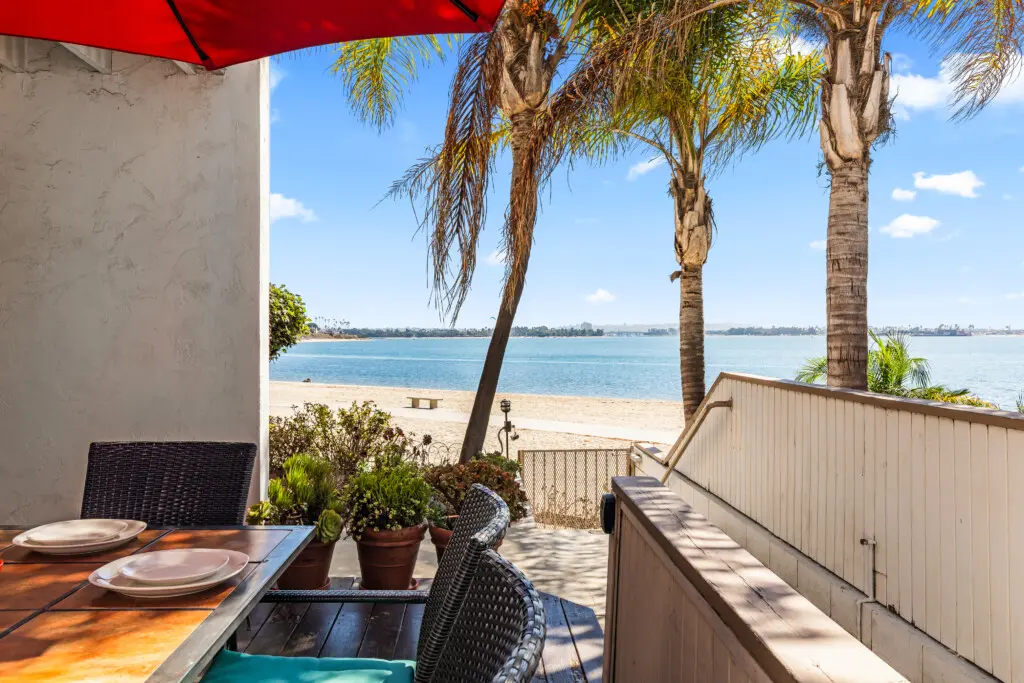 cd75f2e7 5d4f 4447 b7e0 b5db5ac92e0b