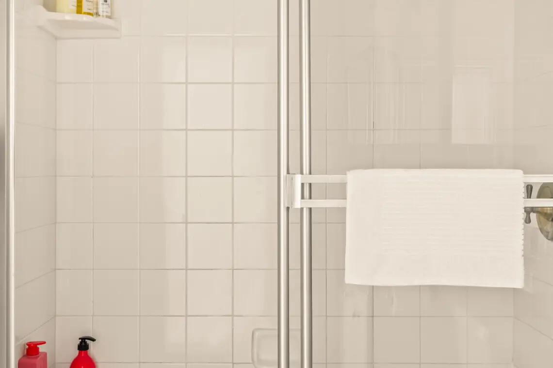 dc27afdd f877 4528 8787 12fa91dad077