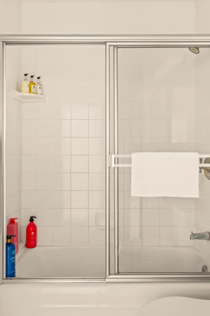 dc27afdd f877 4528 8787 12fa91dad077